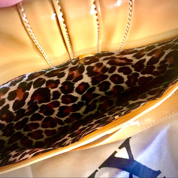 Maxx New York Patent Leather Handbag - Picture 7 of 8